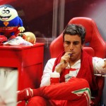 Fernando Alonso nei box della Ferrari